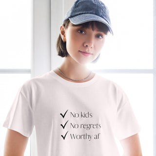 No kids. No regrets. Worthy af. Women’s crop top